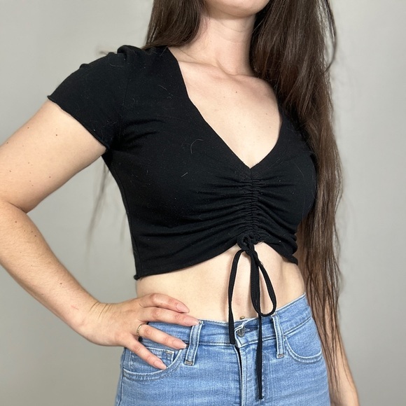 *Shein Black Rouched Black T Shirt - Picture 1 of 6